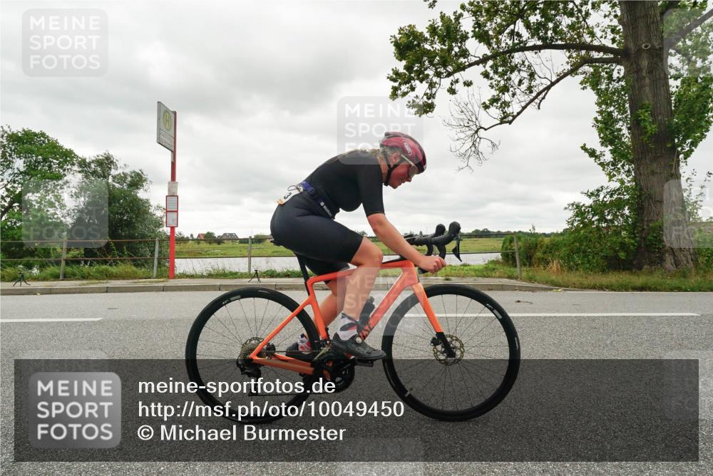 30.08.2026 - Elbe Triathlon Hamburg Michael Burmester http://msf.ph/oto/10049450 30.08.2026 15:31:59 Radfahren  meine-sportfotos.de