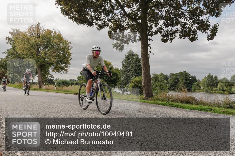 30.08.2026 - Elbe Triathlon Hamburg Michael Burmester http://msf.ph/oto/10049491 30.08.2026 09:51:19 Radfahren 565, 570, 708, 709, 860, 861, 936, 977 meine-sportfotos.de