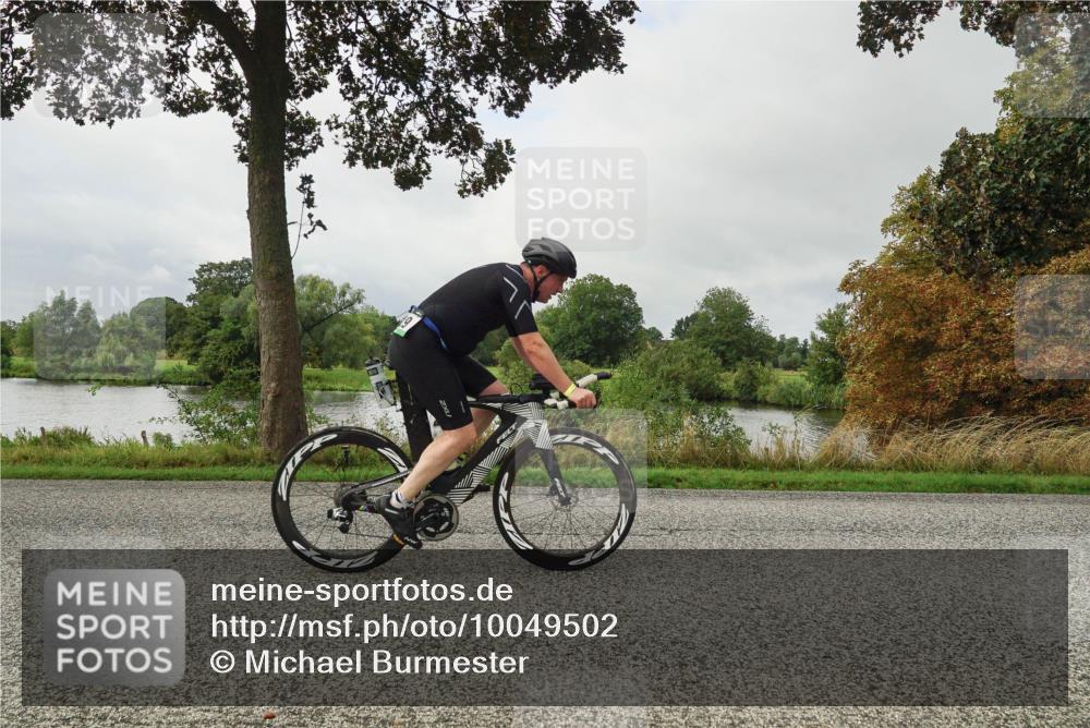 30.08.2026 - Elbe Triathlon Hamburg Michael Burmester http://msf.ph/oto/10049502 30.08.2026 09:38:31 Radfahren 352, 410, 441, 462, 669, 693, 729 meine-sportfotos.de