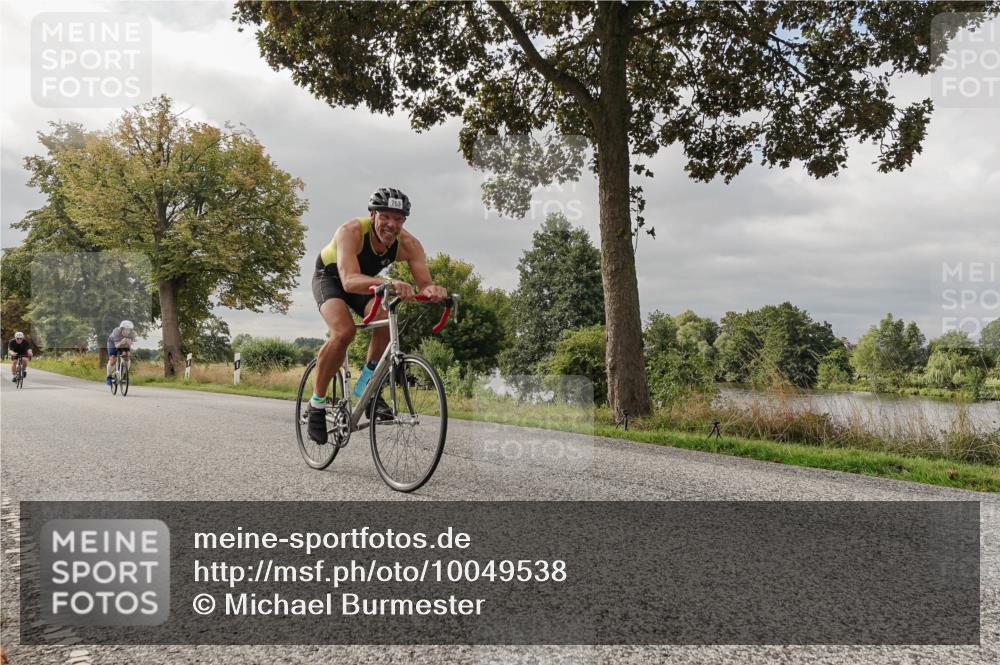 30.08.2026 - Elbe Triathlon Hamburg Michael Burmester http://msf.ph/oto/10049538 30.08.2026 09:51:44 Radfahren 381, 554, 602, 609, 683, 763, 840 meine-sportfotos.de