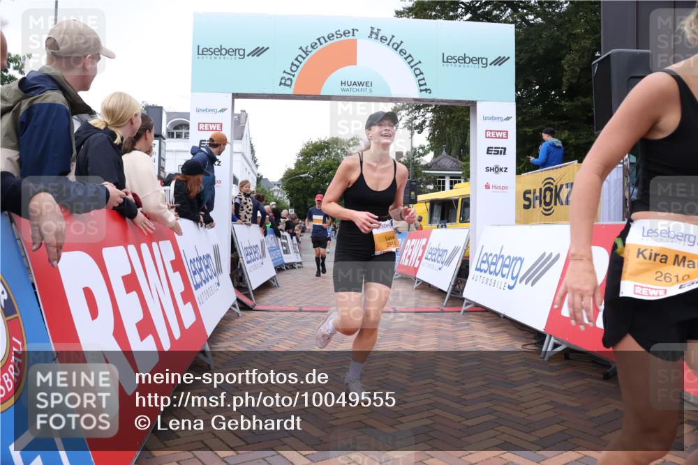 30.08.2026 - Blankeneser Heldenlauf Lena Gebhardt http://msf.ph/oto/10049555 30.08.2026 11:56:49 Ziel 2507, 2610, 2717, 2916 meine-sportfotos.de