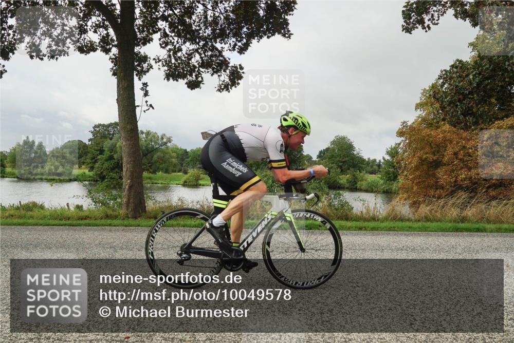 30.08.2026 - Elbe Triathlon Hamburg Michael Burmester http://msf.ph/oto/10049578 30.08.2026 09:38:54 Radfahren 269, 385, 408, 541, 732, 856 meine-sportfotos.de