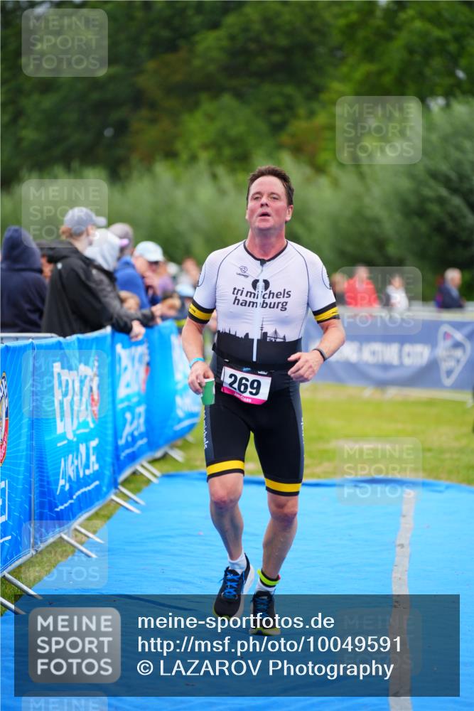 30.08.2026 - Elbe Triathlon Hamburg LAZAROV Photography http://msf.ph/oto/10049591 30.08.2026 10:36:14 Ziel 269, 338 meine-sportfotos.de