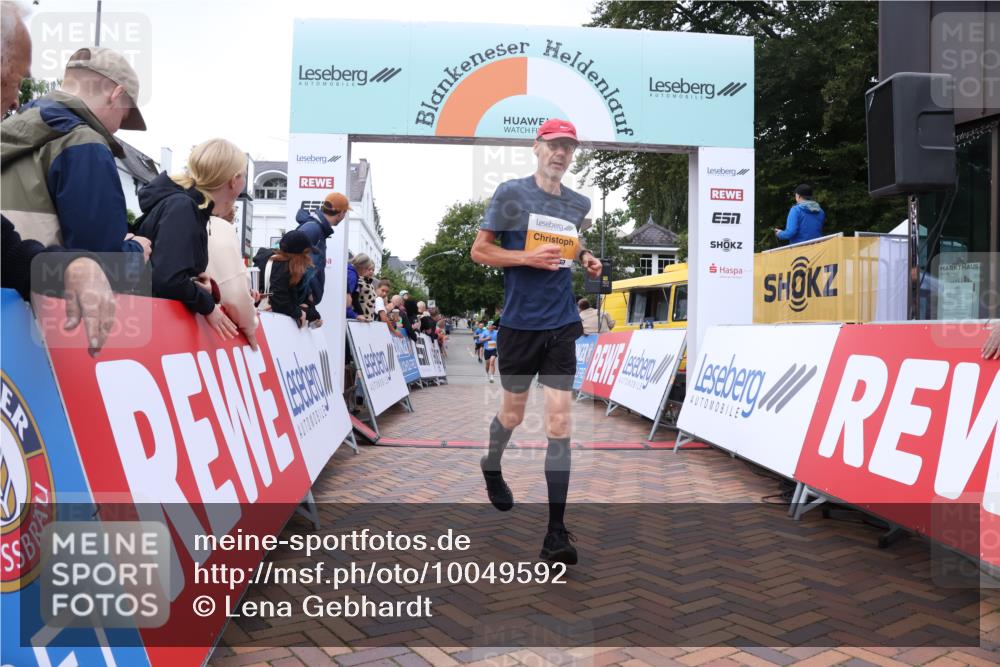 30.08.2026 - Blankeneser Heldenlauf Lena Gebhardt http://msf.ph/oto/10049592 30.08.2026 11:56:52 Ziel 2219, 2507, 2610, 2717, 2916 meine-sportfotos.de