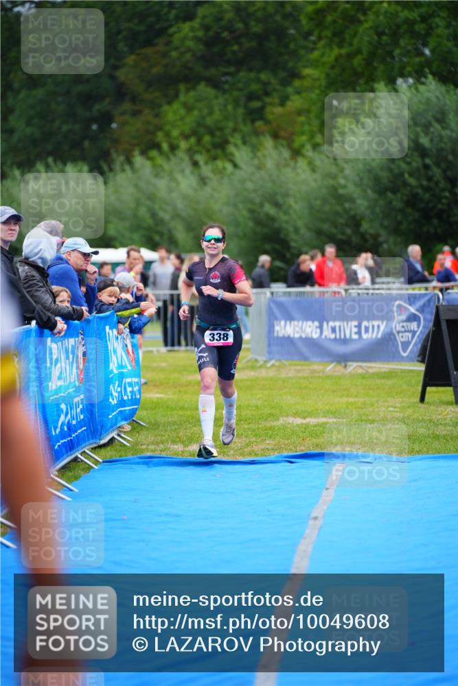 30.08.2026 - Elbe Triathlon Hamburg LAZAROV Photography http://msf.ph/oto/10049608 30.08.2026 10:36:17 Ziel 269, 338 meine-sportfotos.de