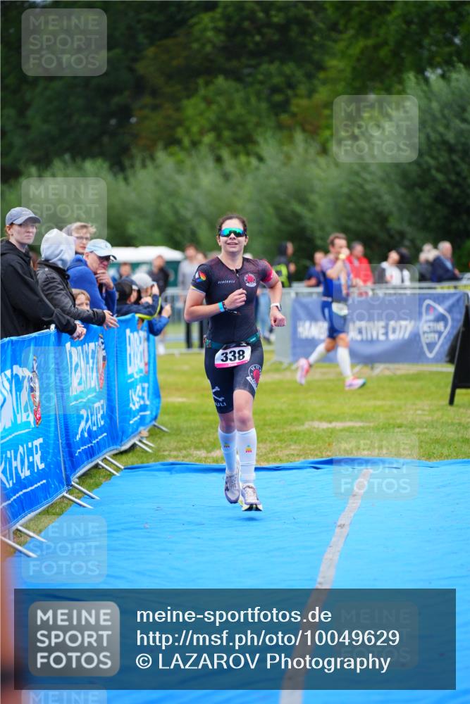 30.08.2026 - Elbe Triathlon Hamburg LAZAROV Photography http://msf.ph/oto/10049629 30.08.2026 10:36:18 Ziel 269, 338 meine-sportfotos.de