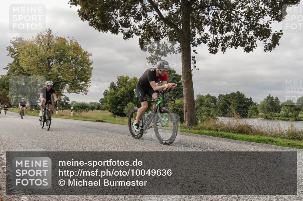 30.08.2026 - Elbe Triathlon Hamburg Michael Burmester http://msf.ph/oto/10049636 30.08.2026 09:52:33 Radfahren 389, 439, 668, 732, 811, 849, 889, 903 meine-sportfotos.de