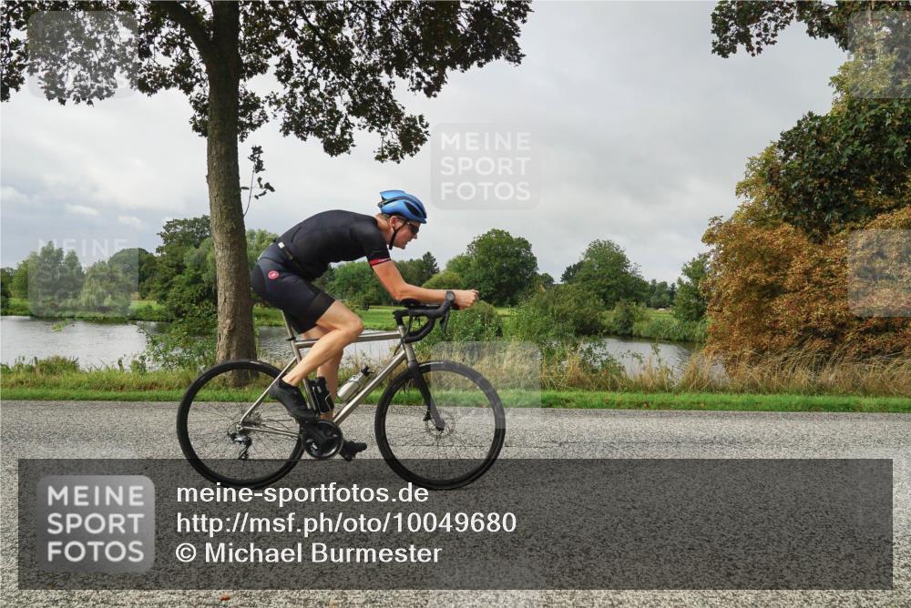 30.08.2026 - Elbe Triathlon Hamburg Michael Burmester http://msf.ph/oto/10049680 30.08.2026 09:39:35 Radfahren 298, 531, 621, 646, 757, 773, 785, 843, 917 meine-sportfotos.de