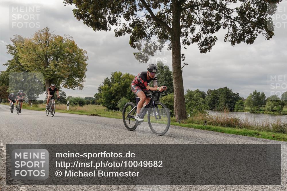 30.08.2026 - Elbe Triathlon Hamburg Michael Burmester http://msf.ph/oto/10049682 30.08.2026 09:52:56 Radfahren 392, 606, 634, 663, 721, 791, 908 meine-sportfotos.de