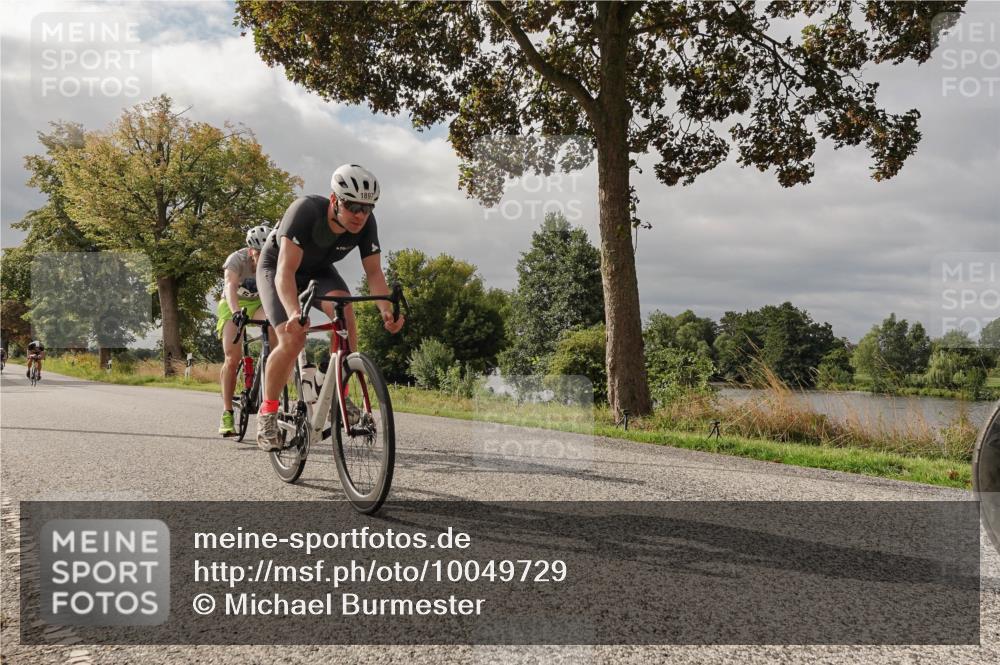 30.08.2026 - Elbe Triathlon Hamburg Michael Burmester http://msf.ph/oto/10049729 30.08.2026 09:53:38 Radfahren 320, 435, 516, 575, 773, 965, 1897 meine-sportfotos.de