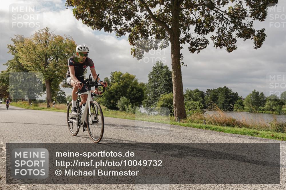 30.08.2026 - Elbe Triathlon Hamburg Michael Burmester http://msf.ph/oto/10049732 30.08.2026 09:53:40 Radfahren 320, 516, 575, 773, 965, 1897 meine-sportfotos.de