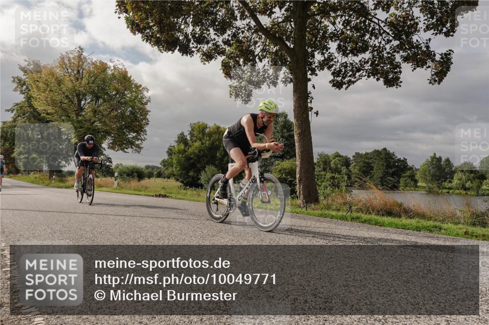 30.08.2026 - Elbe Triathlon Hamburg Michael Burmester http://msf.ph/oto/10049771 30.08.2026 09:54:16 Radfahren 362, 408, 537, 560, 710, 712 meine-sportfotos.de