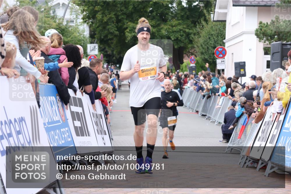 30.08.2026 - Blankeneser Heldenlauf Lena Gebhardt http://msf.ph/oto/10049781 30.08.2026 11:57:38 Ziel 2575 meine-sportfotos.de