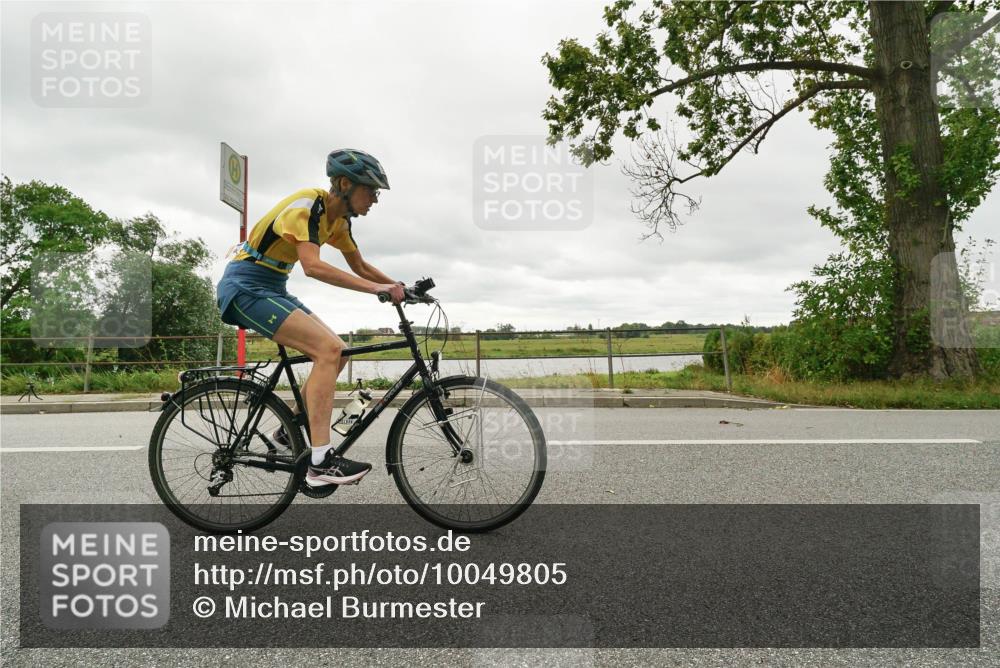 30.08.2026 - Elbe Triathlon Hamburg Michael Burmester http://msf.ph/oto/10049805 30.08.2026 15:37:22 Radfahren  meine-sportfotos.de
