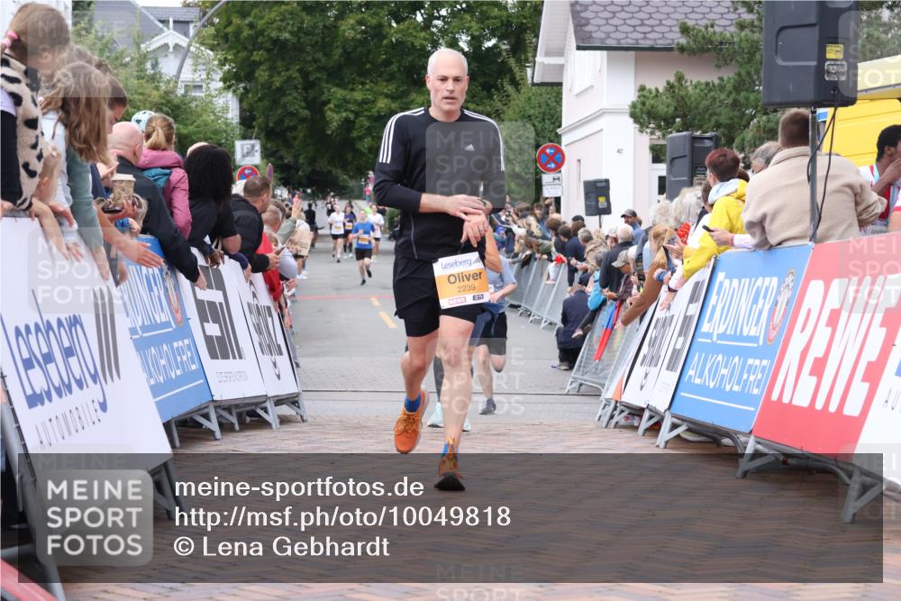 30.08.2026 - Blankeneser Heldenlauf Lena Gebhardt http://msf.ph/oto/10049818 30.08.2026 11:57:42 Ziel 2239, 2575, 2713 meine-sportfotos.de