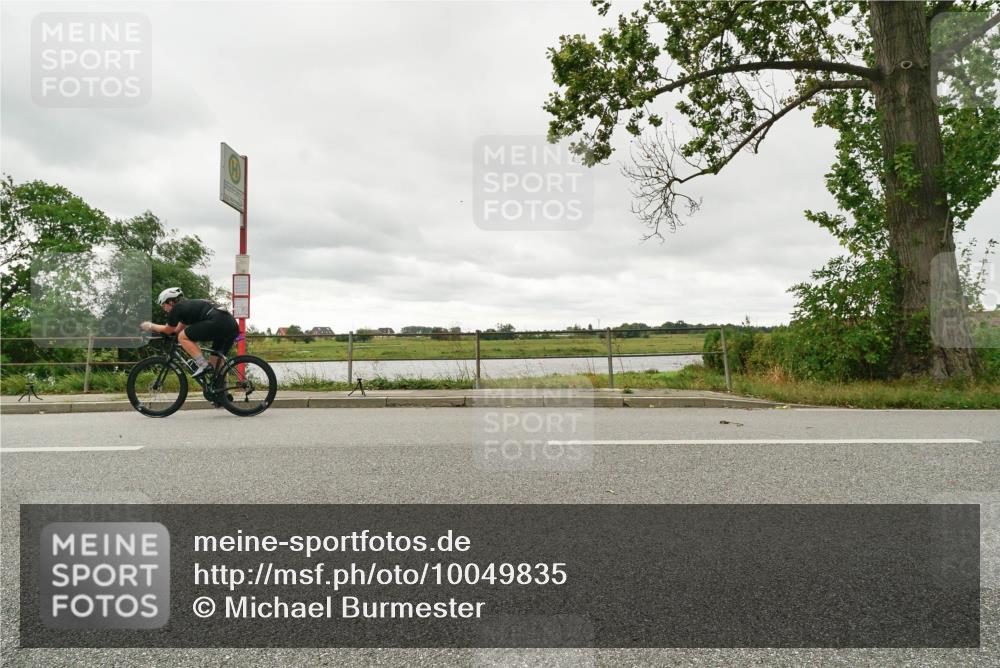 30.08.2026 - Elbe Triathlon Hamburg Michael Burmester http://msf.ph/oto/10049835 30.08.2026 15:38:10 Radfahren  meine-sportfotos.de
