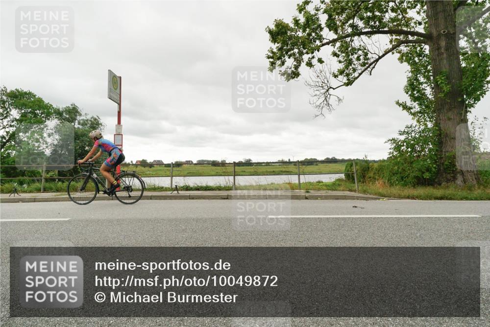 30.08.2026 - Elbe Triathlon Hamburg Michael Burmester http://msf.ph/oto/10049872 30.08.2026 15:39:01 Radfahren  meine-sportfotos.de