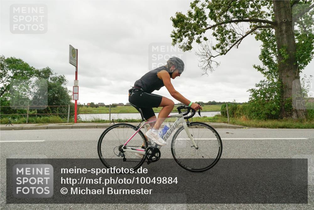 30.08.2026 - Elbe Triathlon Hamburg Michael Burmester http://msf.ph/oto/10049884 30.08.2026 15:39:04 Radfahren  meine-sportfotos.de
