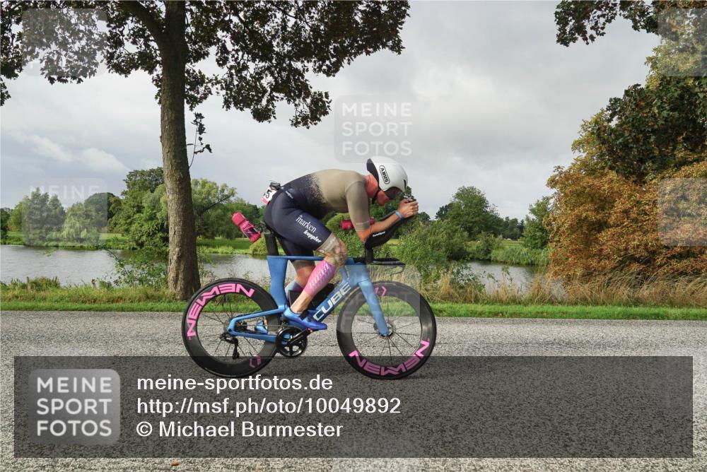 30.08.2026 - Elbe Triathlon Hamburg Michael Burmester http://msf.ph/oto/10049892 30.08.2026 09:40:57 Radfahren 245, 251, 341, 347, 351, 382, 581 meine-sportfotos.de