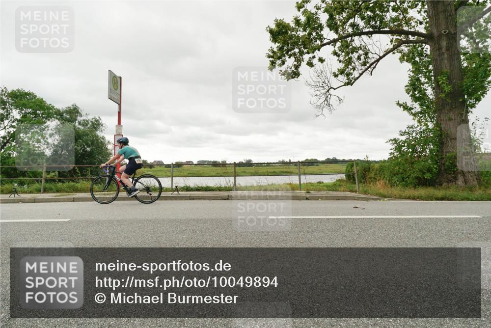 30.08.2026 - Elbe Triathlon Hamburg Michael Burmester http://msf.ph/oto/10049894 30.08.2026 15:39:09 Radfahren  meine-sportfotos.de