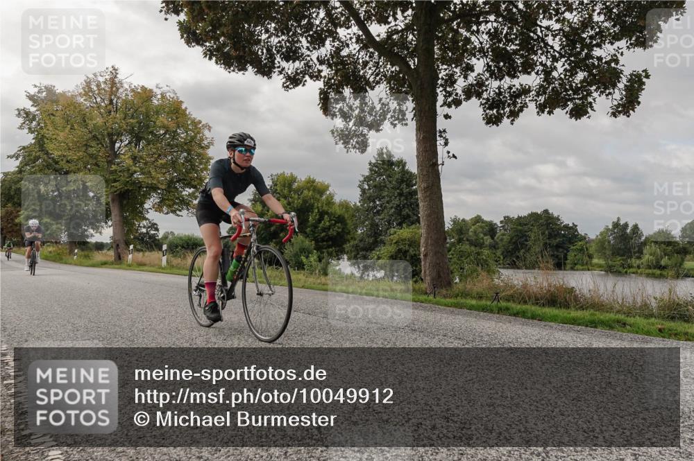 30.08.2026 - Elbe Triathlon Hamburg Michael Burmester http://msf.ph/oto/10049912 30.08.2026 09:55:51 Radfahren 352, 397, 410, 437, 576, 820, 843, 872 meine-sportfotos.de