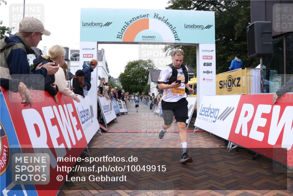 30.08.2026 - Blankeneser Heldenlauf Lena Gebhardt http://msf.ph/oto/10049915 30.08.2026 11:57:50 Ziel 2239, 2574, 2713, 2869 meine-sportfotos.de