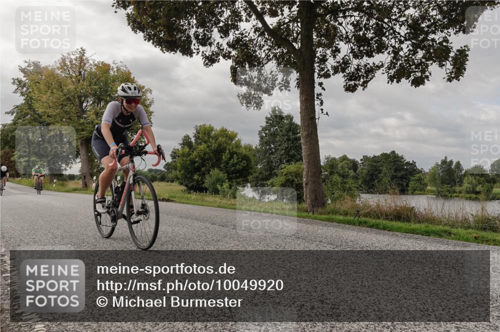 30.08.2026 - Elbe Triathlon Hamburg Michael Burmester http://msf.ph/oto/10049920 30.08.2026 09:55:54 Radfahren 397, 399, 410, 437, 576, 788, 872 meine-sportfotos.de