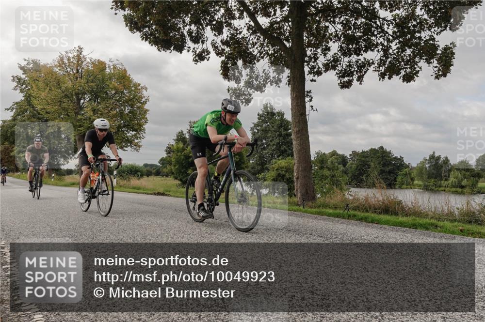30.08.2026 - Elbe Triathlon Hamburg Michael Burmester http://msf.ph/oto/10049923 30.08.2026 09:55:56 Radfahren 399, 410, 437, 576, 756, 788, 872 meine-sportfotos.de