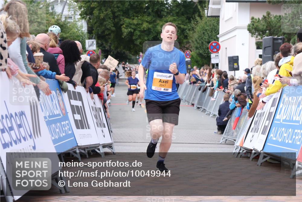 30.08.2026 - Blankeneser Heldenlauf Lena Gebhardt http://msf.ph/oto/10049944 30.08.2026 11:57:54 Ziel 2047, 2574, 2869 meine-sportfotos.de