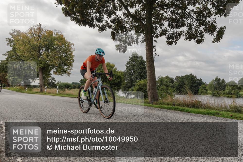 30.08.2026 - Elbe Triathlon Hamburg Michael Burmester http://msf.ph/oto/10049950 30.08.2026 09:56:11 Radfahren 451, 544, 657, 797, 902 meine-sportfotos.de