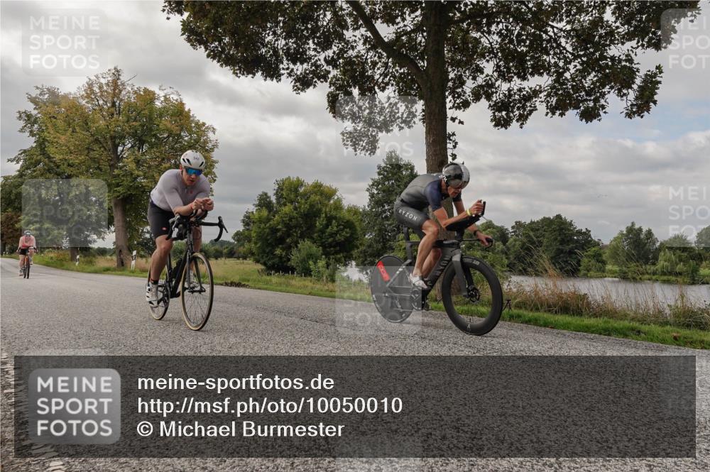 30.08.2026 - Elbe Triathlon Hamburg Michael Burmester http://msf.ph/oto/10050010 30.08.2026 09:56:53 Radfahren 543, 604, 771, 901, 962 meine-sportfotos.de