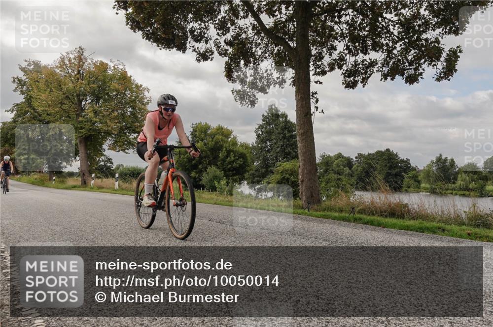30.08.2026 - Elbe Triathlon Hamburg Michael Burmester http://msf.ph/oto/10050014 30.08.2026 09:56:56 Radfahren 543, 604, 741, 771, 901, 962 meine-sportfotos.de
