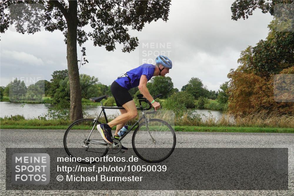 30.08.2026 - Elbe Triathlon Hamburg Michael Burmester http://msf.ph/oto/10050039 30.08.2026 09:41:52 Radfahren 446, 491 meine-sportfotos.de