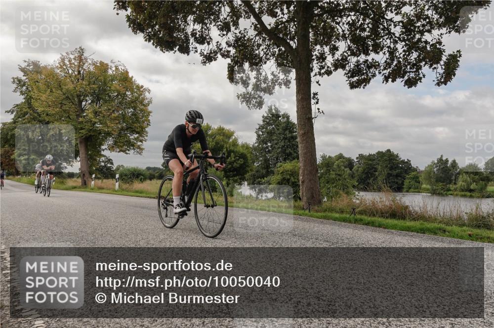 30.08.2026 - Elbe Triathlon Hamburg Michael Burmester http://msf.ph/oto/10050040 30.08.2026 09:57:11 Radfahren 480, 689, 932, 943 meine-sportfotos.de