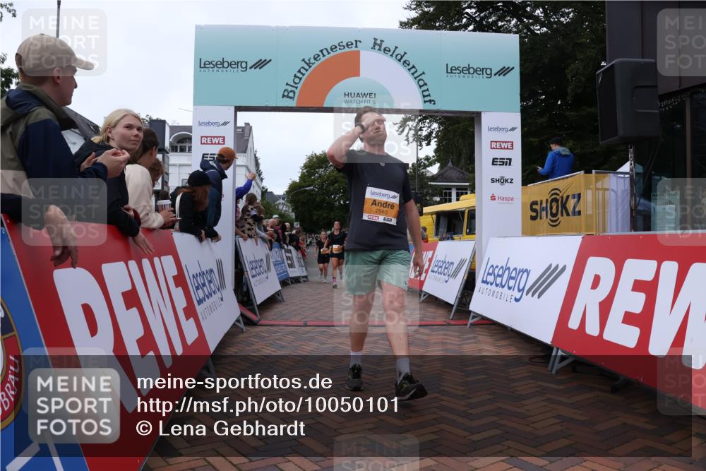 30.08.2026 - Blankeneser Heldenlauf Lena Gebhardt http://msf.ph/oto/10050101 30.08.2026 11:58:14 Ziel 2228, 2230, 2397, 2560, 2812 meine-sportfotos.de