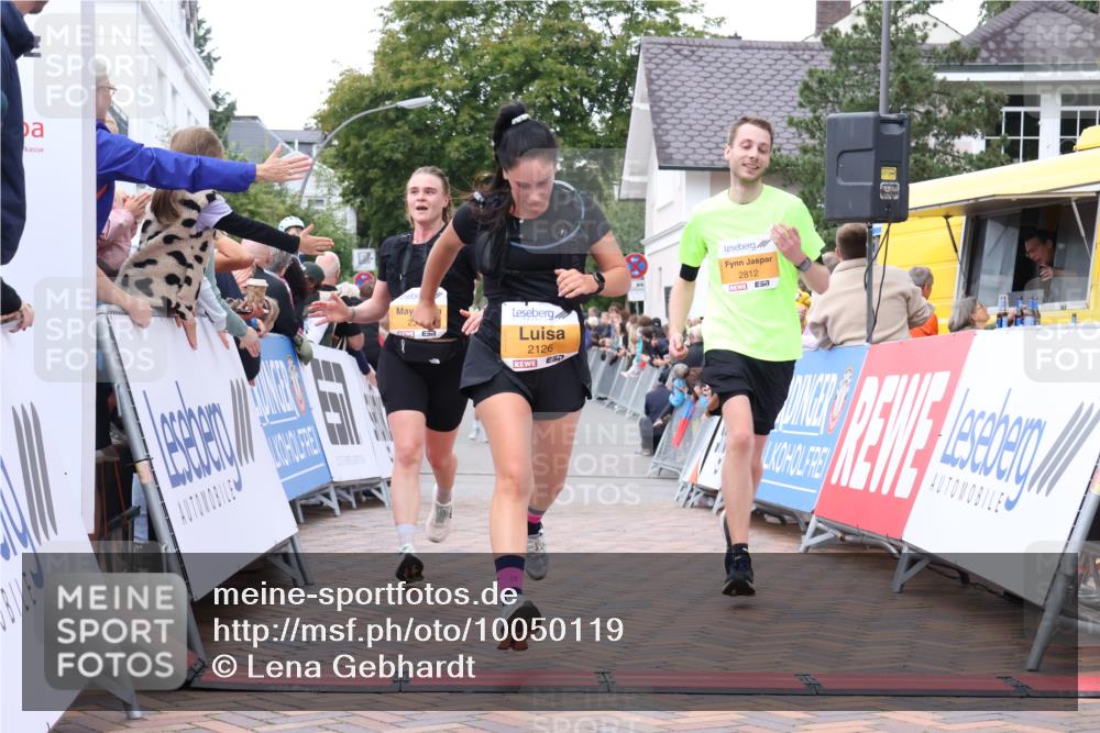 30.08.2026 - Blankeneser Heldenlauf Lena Gebhardt http://msf.ph/oto/10050119 30.08.2026 11:58:16 Ziel 2228, 2230, 2397, 2560, 2812 meine-sportfotos.de
