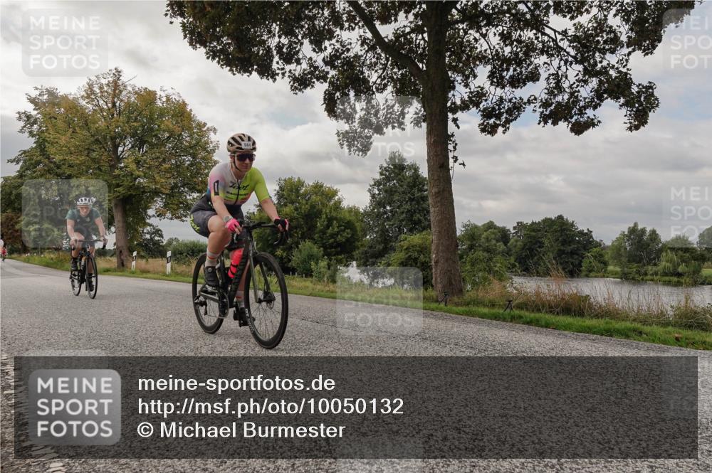 30.08.2026 - Elbe Triathlon Hamburg Michael Burmester http://msf.ph/oto/10050132 30.08.2026 09:58:09 Radfahren 403, 423, 429, 590, 785, 897, 944 meine-sportfotos.de
