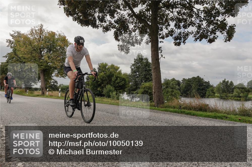 30.08.2026 - Elbe Triathlon Hamburg Michael Burmester http://msf.ph/oto/10050139 30.08.2026 09:58:12 Radfahren 403, 404, 423, 429, 585, 590, 785, 897 meine-sportfotos.de