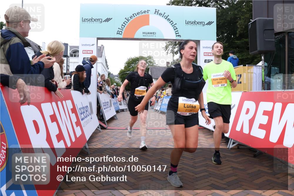 30.08.2026 - Blankeneser Heldenlauf Lena Gebhardt http://msf.ph/oto/10050147 30.08.2026 11:58:18 Ziel 2397, 2560, 2633, 2812 meine-sportfotos.de