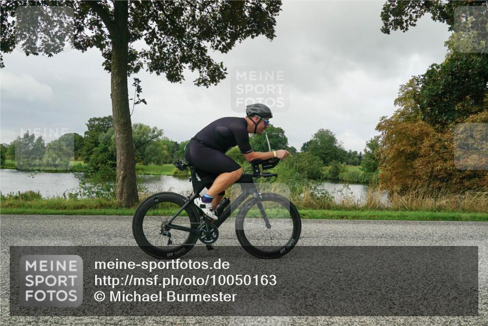 30.08.2026 - Elbe Triathlon Hamburg Michael Burmester http://msf.ph/oto/10050163 30.08.2026 09:42:23 Radfahren 261, 357, 417, 503, 506, 607, 631, 665, 689, 697, 698 meine-sportfotos.de