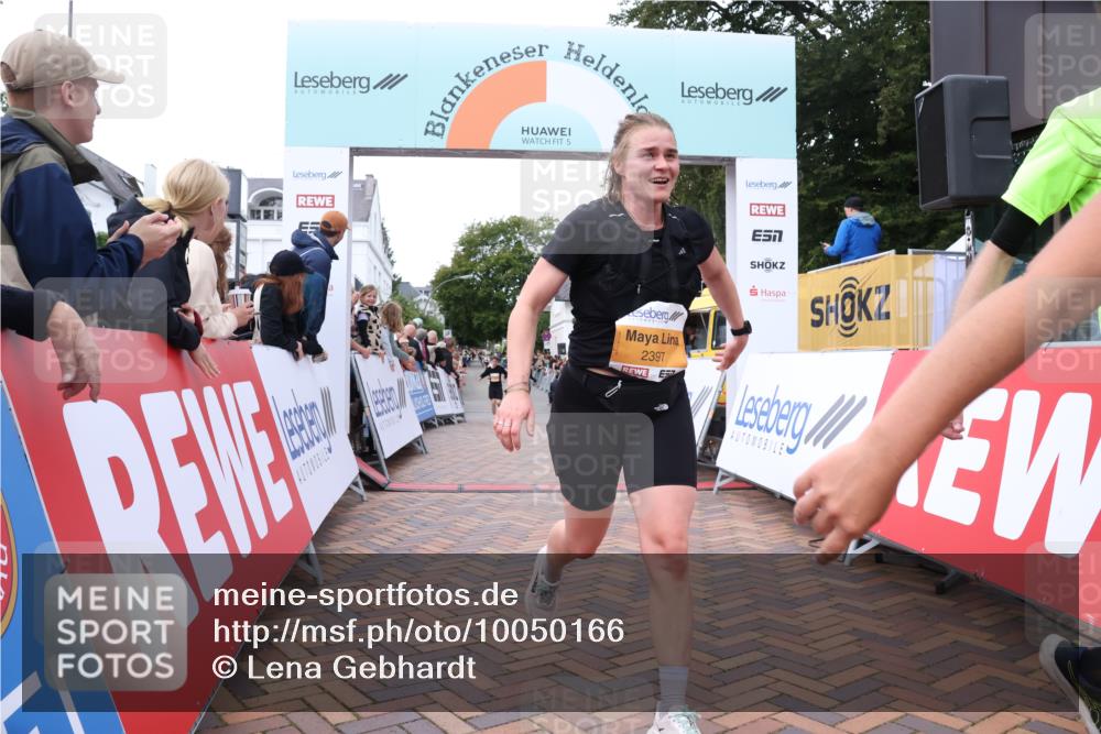 30.08.2026 - Blankeneser Heldenlauf Lena Gebhardt http://msf.ph/oto/10050166 30.08.2026 11:58:18 Ziel 2397, 2560, 2633, 2812 meine-sportfotos.de