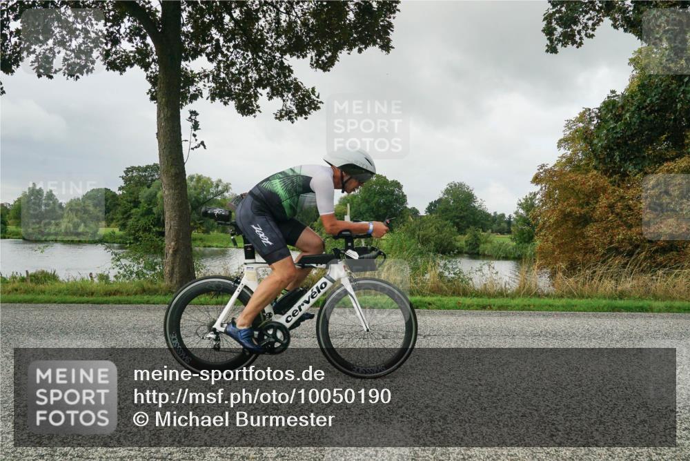 30.08.2026 - Elbe Triathlon Hamburg Michael Burmester http://msf.ph/oto/10050190 30.08.2026 09:42:30 Radfahren 261, 324, 506, 571, 579, 689, 741 meine-sportfotos.de