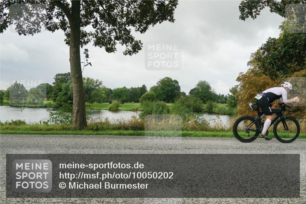 30.08.2026 - Elbe Triathlon Hamburg Michael Burmester http://msf.ph/oto/10050202 30.08.2026 09:42:32 Radfahren 261, 324, 571, 579, 741 meine-sportfotos.de