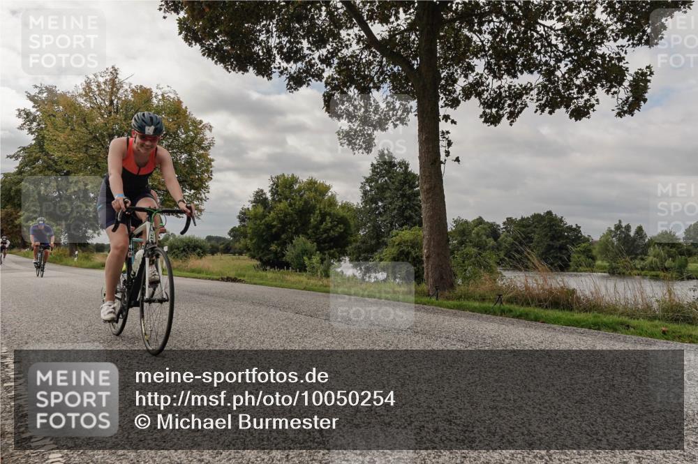 30.08.2026 - Elbe Triathlon Hamburg Michael Burmester http://msf.ph/oto/10050254 30.08.2026 09:59:10 Radfahren 472, 491, 495, 579, 580, 647, 802, 934 meine-sportfotos.de