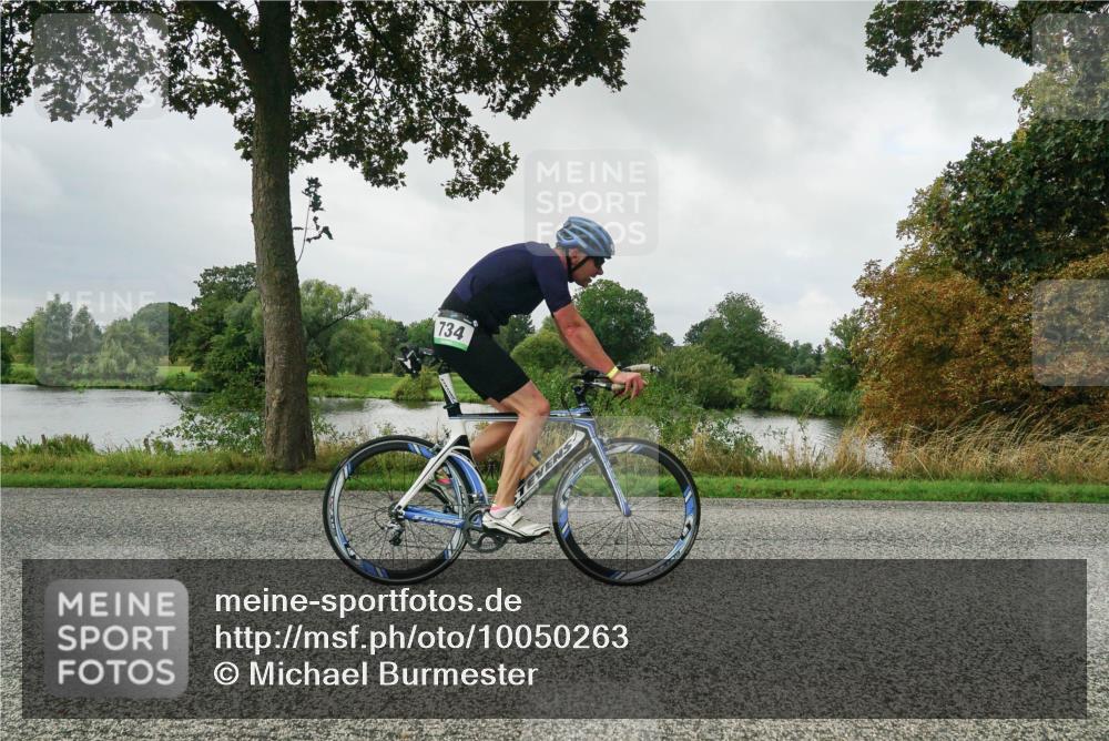 30.08.2026 - Elbe Triathlon Hamburg Michael Burmester http://msf.ph/oto/10050263 30.08.2026 09:42:54 Radfahren 275, 331, 383, 527, 734, 976 meine-sportfotos.de