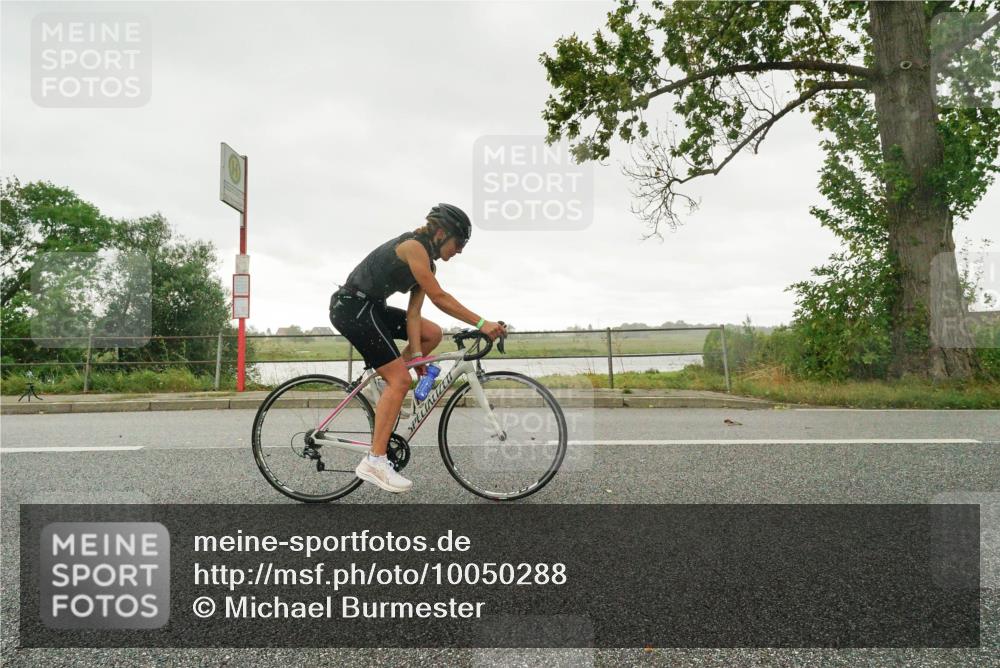 30.08.2026 - Elbe Triathlon Hamburg Michael Burmester http://msf.ph/oto/10050288 30.08.2026 15:44:05 Radfahren  meine-sportfotos.de