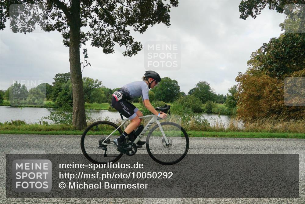 30.08.2026 - Elbe Triathlon Hamburg Michael Burmester http://msf.ph/oto/10050292 30.08.2026 09:43:07 Radfahren 201, 366, 569, 590, 881 meine-sportfotos.de