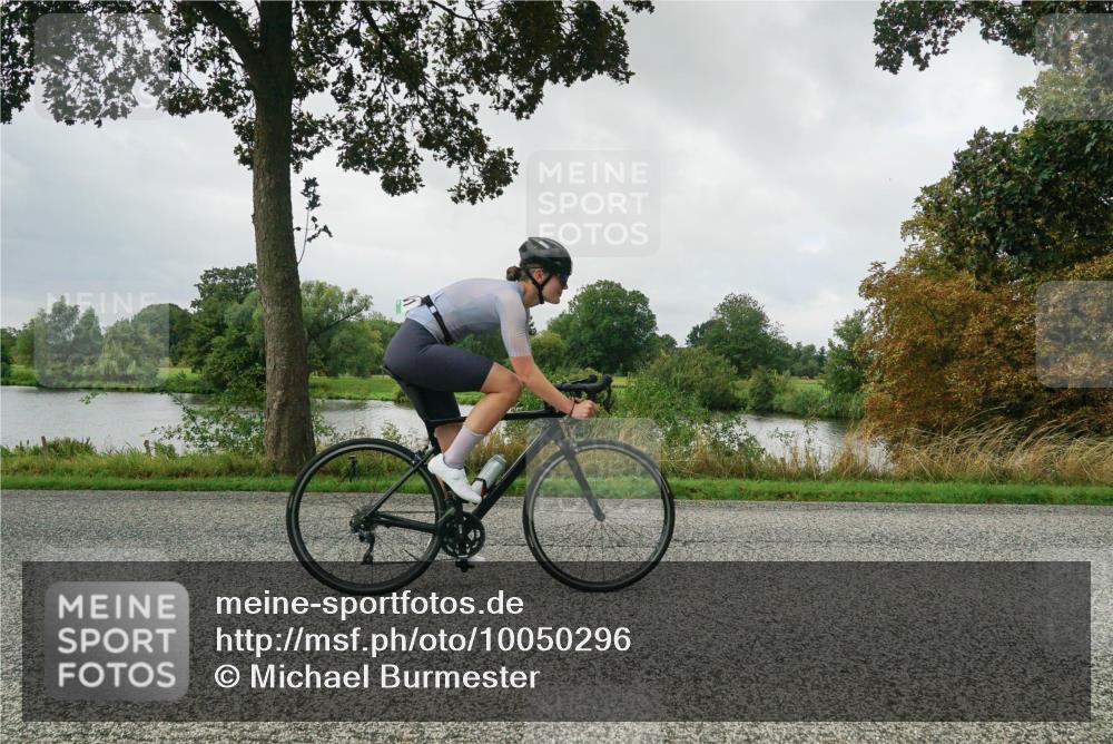 30.08.2026 - Elbe Triathlon Hamburg Michael Burmester http://msf.ph/oto/10050296 30.08.2026 09:43:08 Radfahren 201, 366, 881 meine-sportfotos.de