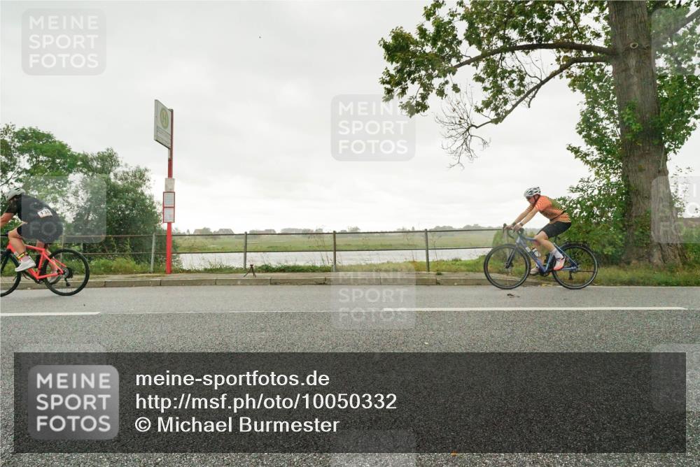 30.08.2026 - Elbe Triathlon Hamburg Michael Burmester http://msf.ph/oto/10050332 30.08.2026 15:44:19 Radfahren  meine-sportfotos.de