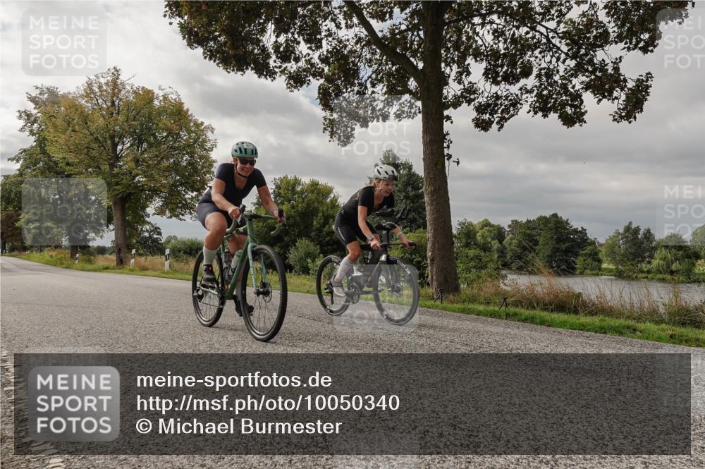 30.08.2026 - Elbe Triathlon Hamburg Michael Burmester http://msf.ph/oto/10050340 30.08.2026 10:00:36 Radfahren 577, 751, 898, 931 meine-sportfotos.de